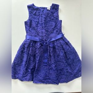 Carter’s ribbon belted lace dress purple / blue size 4T